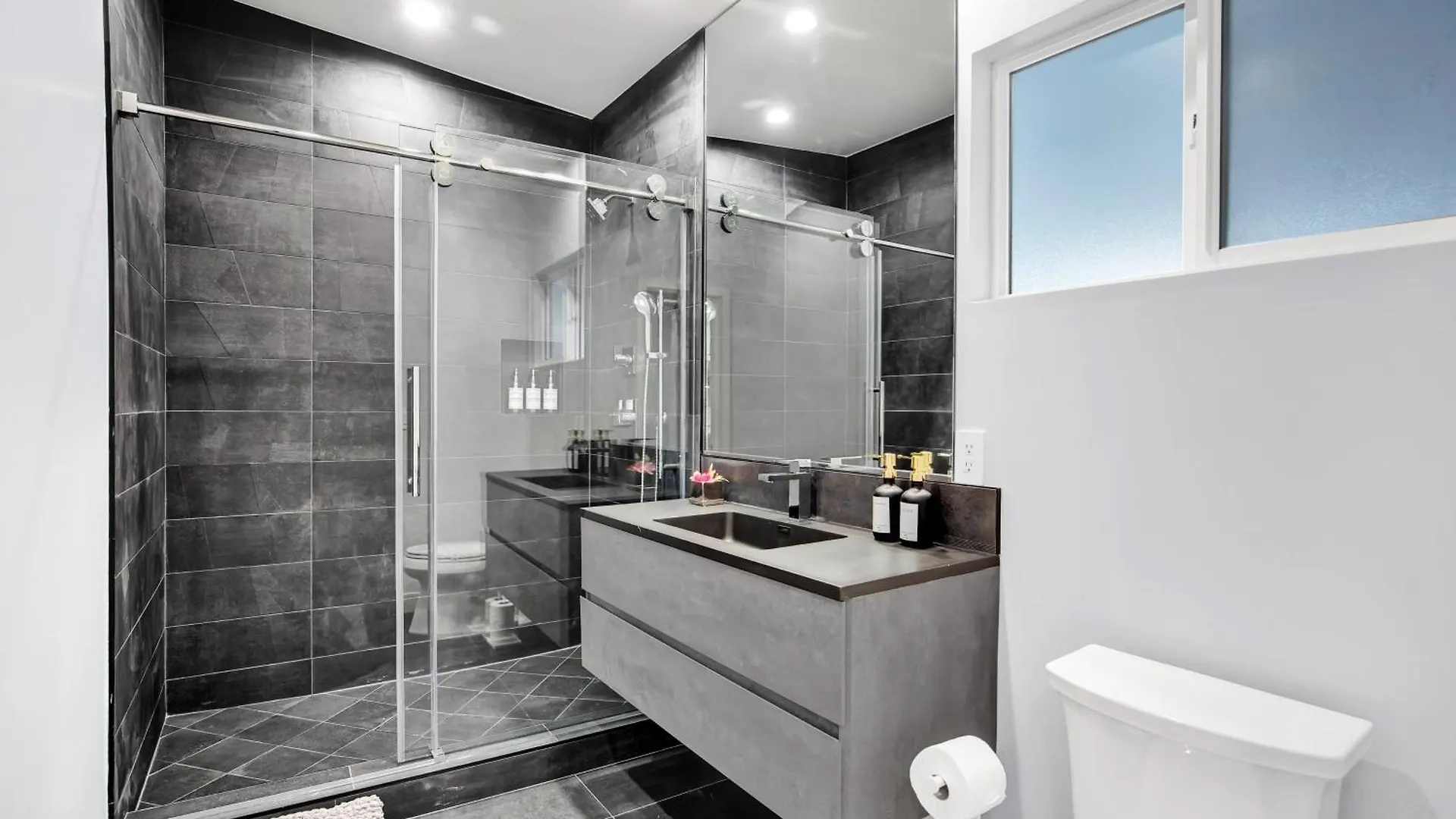 Fulton I By Avantstay Modern Haven In Downtown Los Angeles 0*,